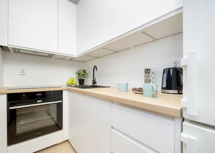 Bukowinska Apartment With Balcony And Parking And Swimming Pool By Noclegi Renters